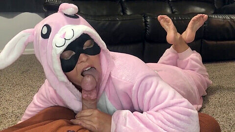 Pajamas, oral pleasure, unshaved