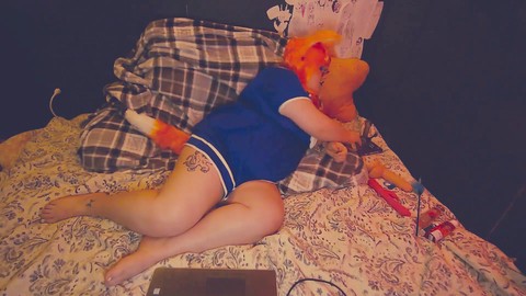 Chubby cutie with attitude enjoys a smoke break